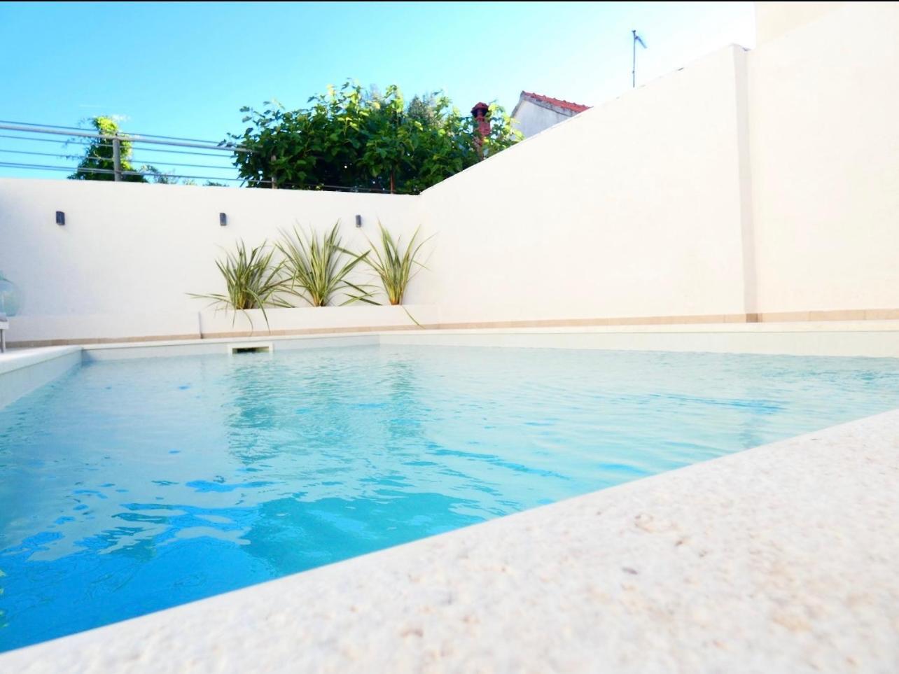 Villa Klaudia With Pool Zadar Eksteriør billede