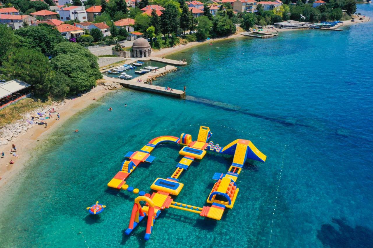 Villa Klaudia With Pool Zadar Eksteriør billede